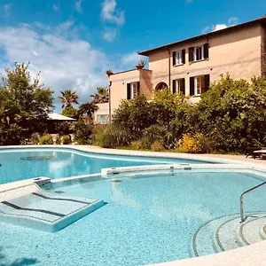 Maremonti **** Marina di Massa
