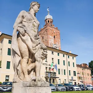 Torre 4*, Castelfranco Véneto Italia