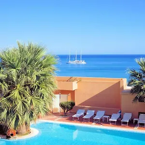 Punta Nord Est 3*, Castellammare del Golfo Italia